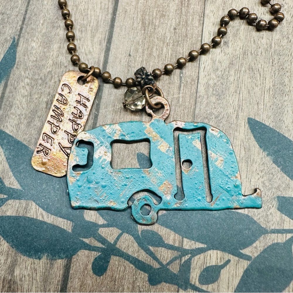 Southern Junkie‎ Copper Blue Enamel Happy Camper Necklace B7